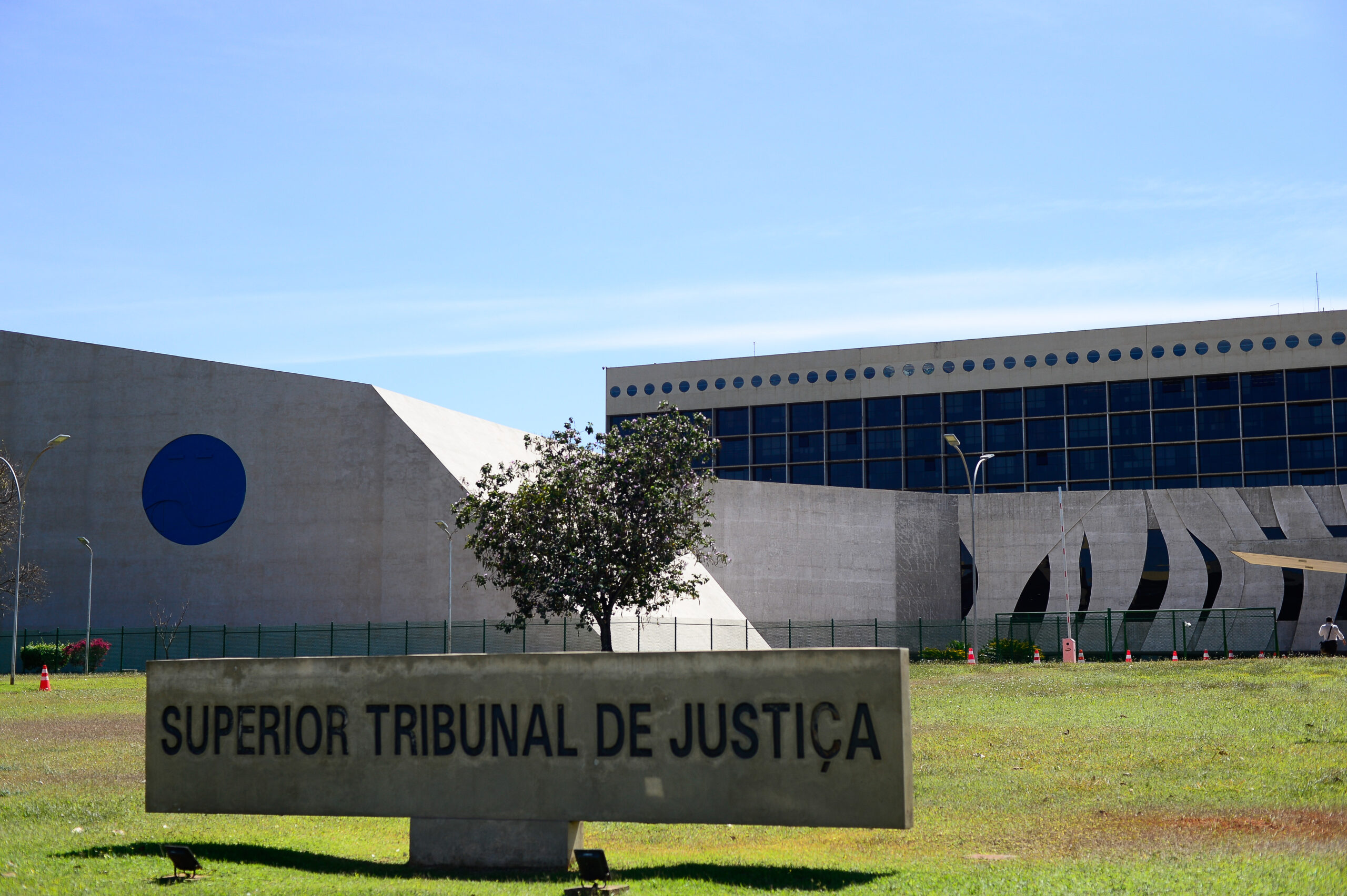 Reforma tributária: STJ diz que processos vão triplicar e critica proposta da AGU