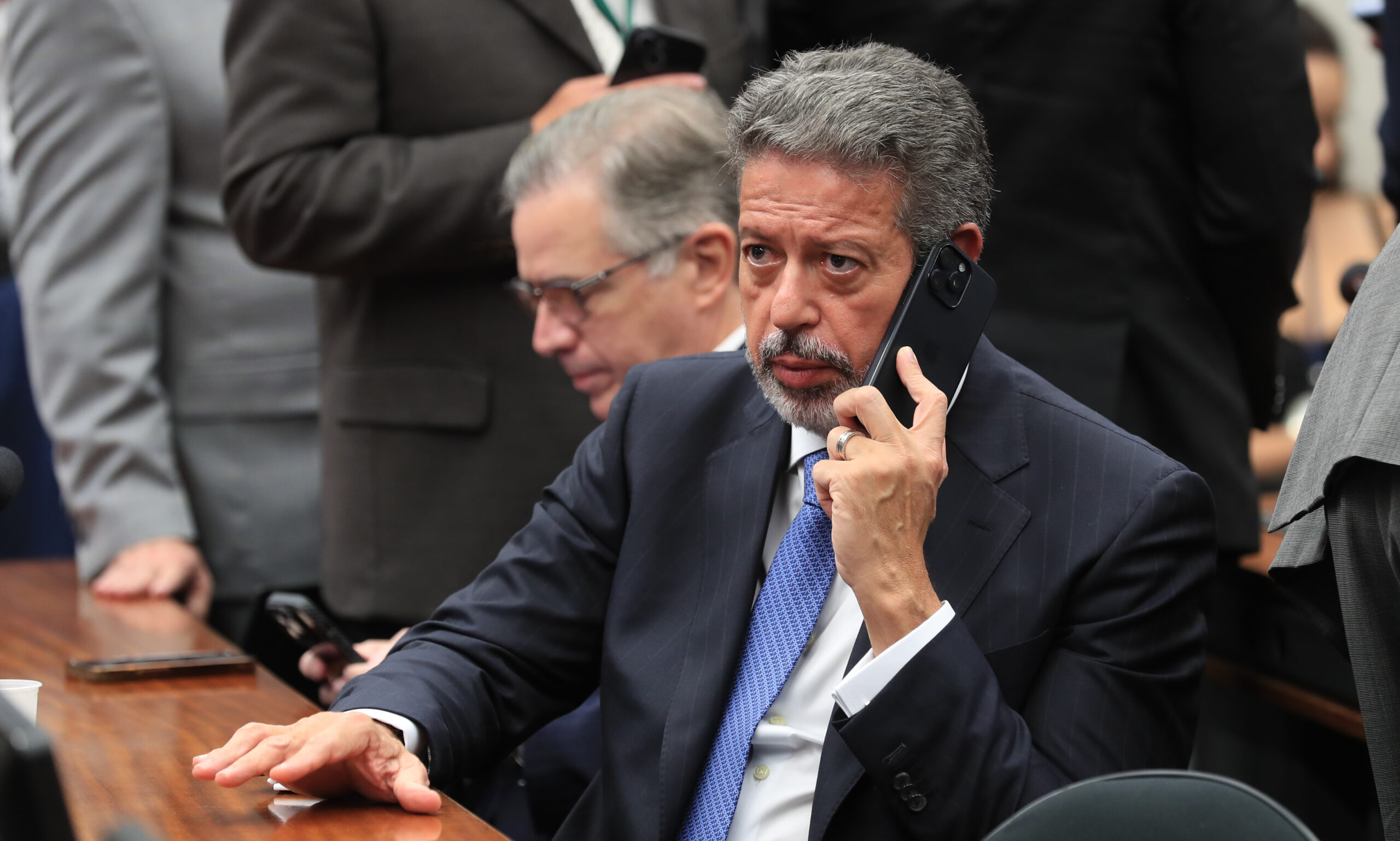 Tributação de dividendos no exterior pode ser retirada do PL do IR, diz deputado