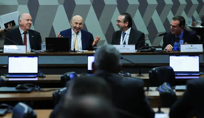 Conselho Superior do Comitê Gestor do IBS aprova atos e contratos iniciais para o funcionamento da entidade