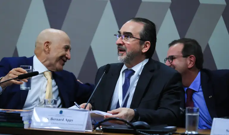 Reforma Tributária: CGIBS e Receita Federal disponibilizam manuais e leiautes da nova Declaração de Regimes Específicos (DeRE)