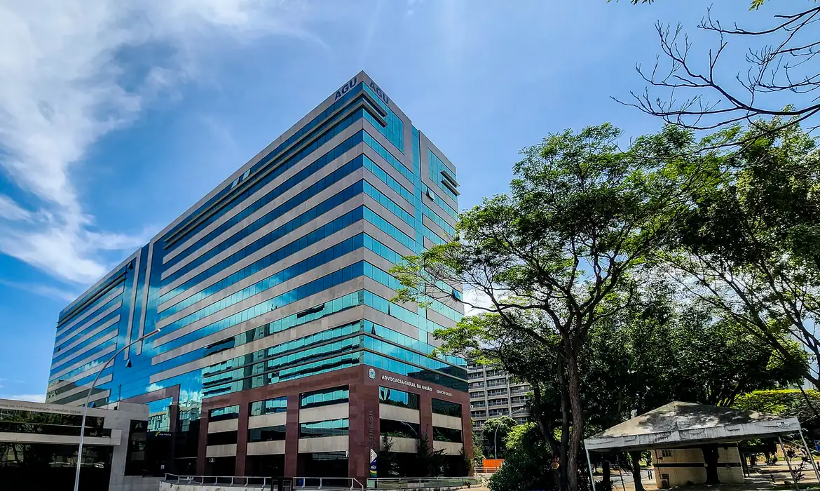 STF pode julgar primeiras ações sobre reforma tributária em maio